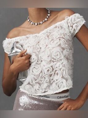 Anthropologie/Maeve White Organza 3D Floral Rosette Crop Top/Size Large